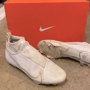 Nike Vapor Edge pro 360 Chrome ghost laced